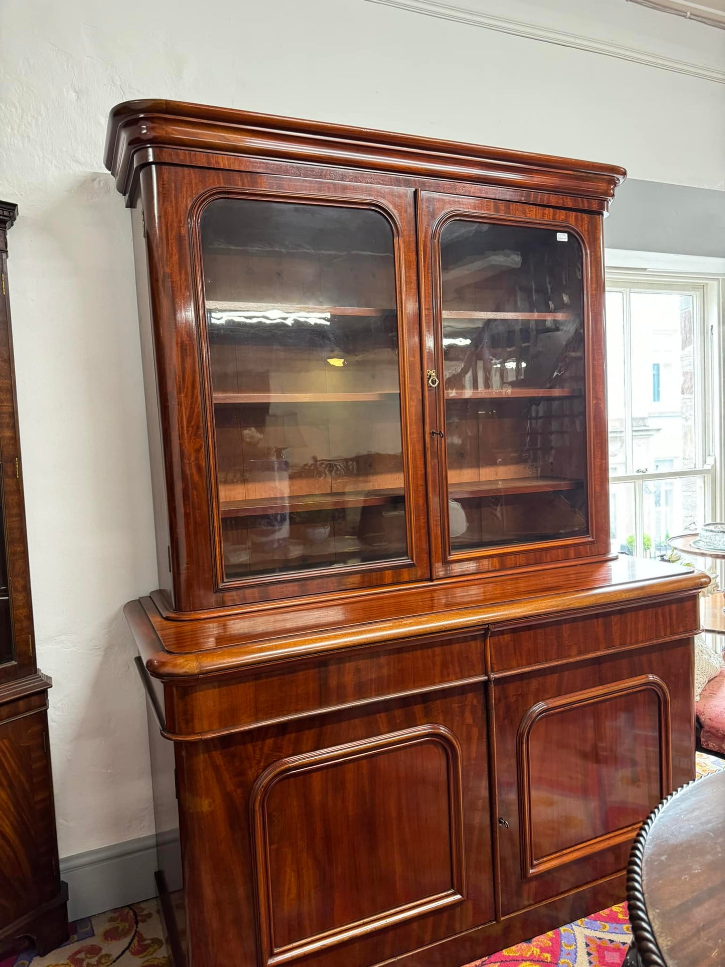 Quality Victorian 2 Door Bookcase