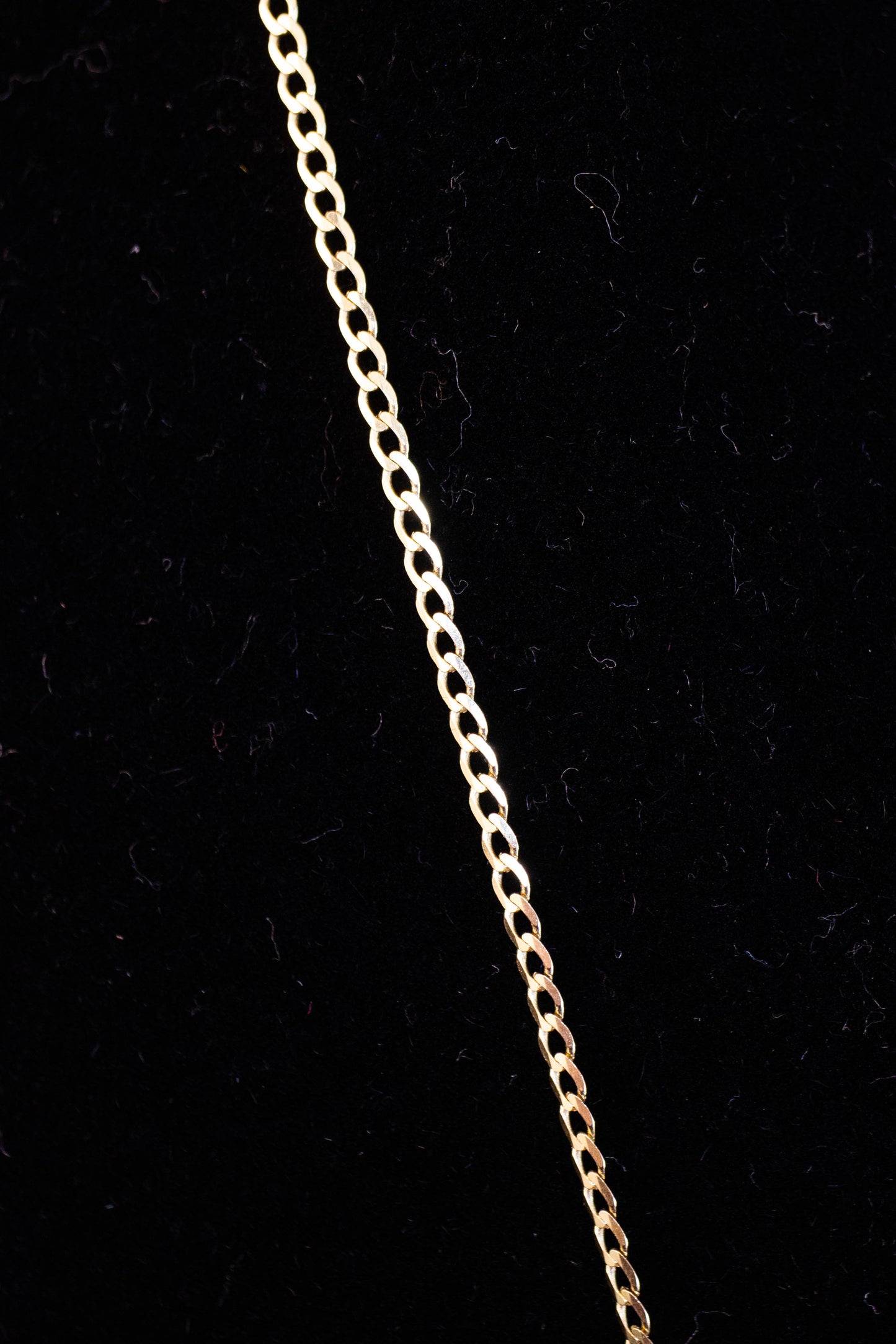 Gold Pendant Necklace