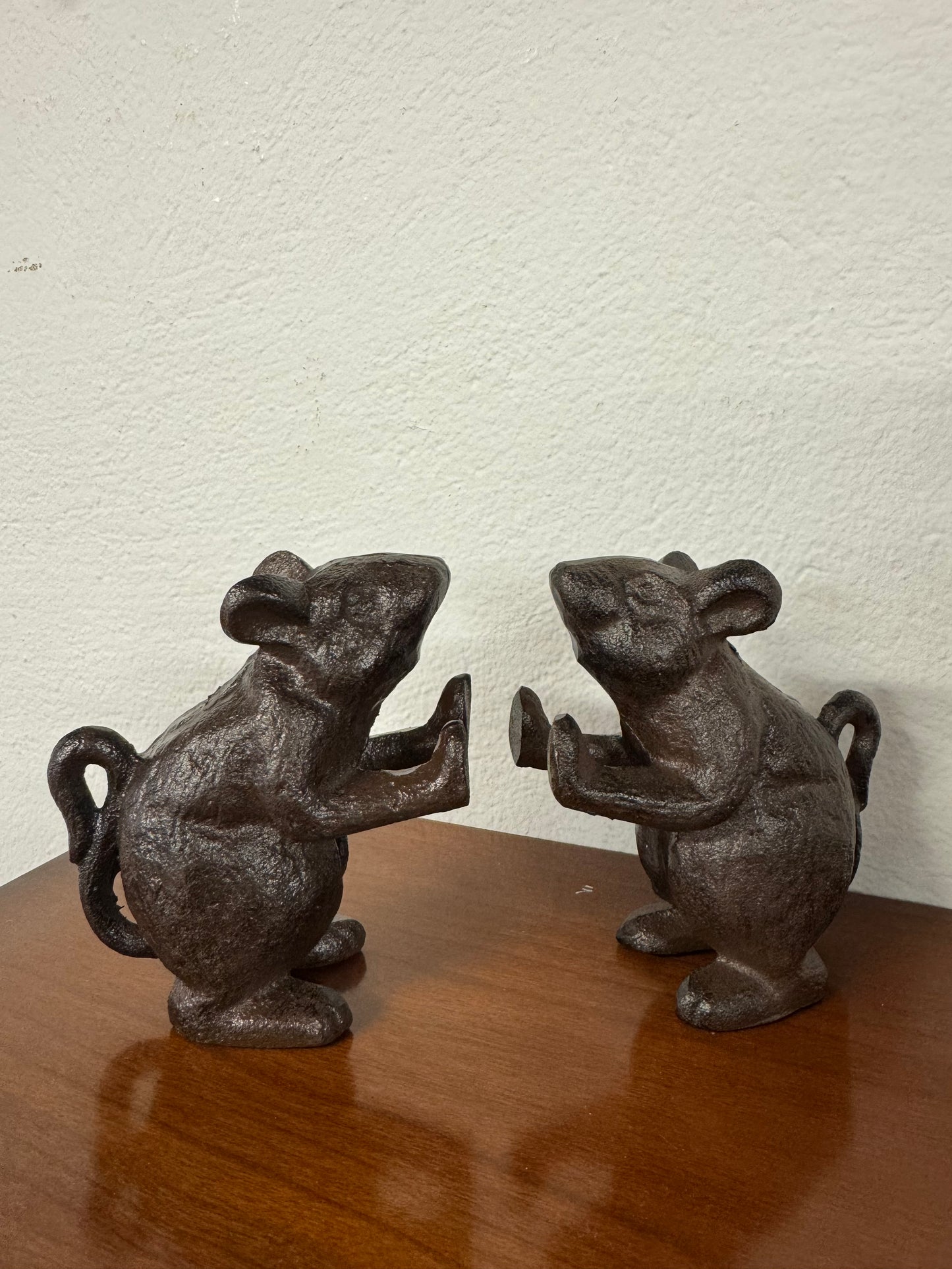 Pair of Fun Mouse Book Ends
