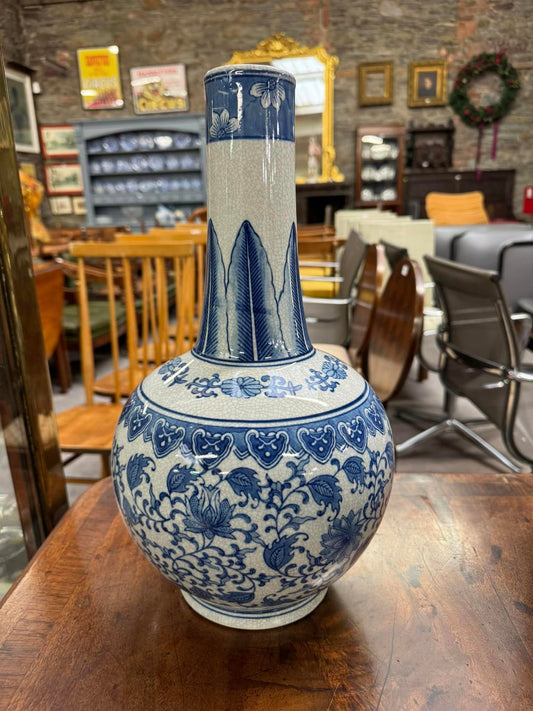 Blue & White Bottleneck Chinese Vase