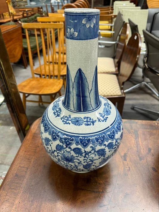 Blue & White Bottleneck Chinese Vase