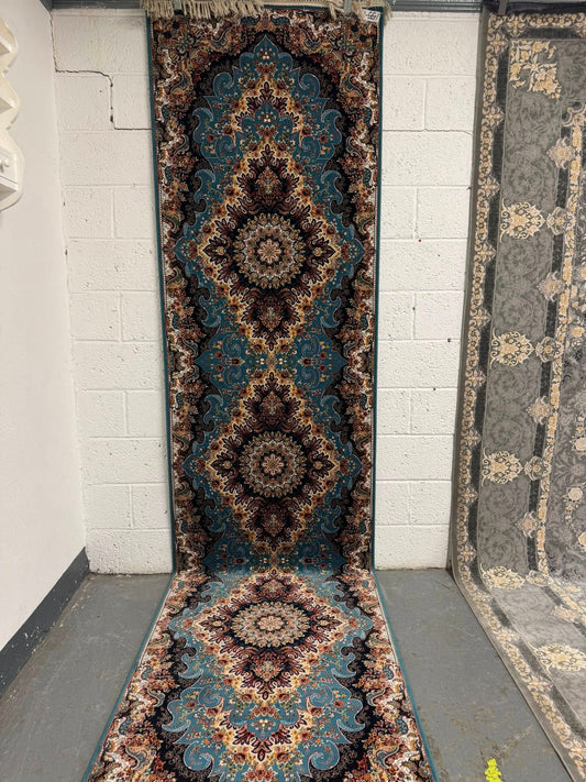 Fine Woven Full Pile Turquoise Embossed Ground Runner Rug