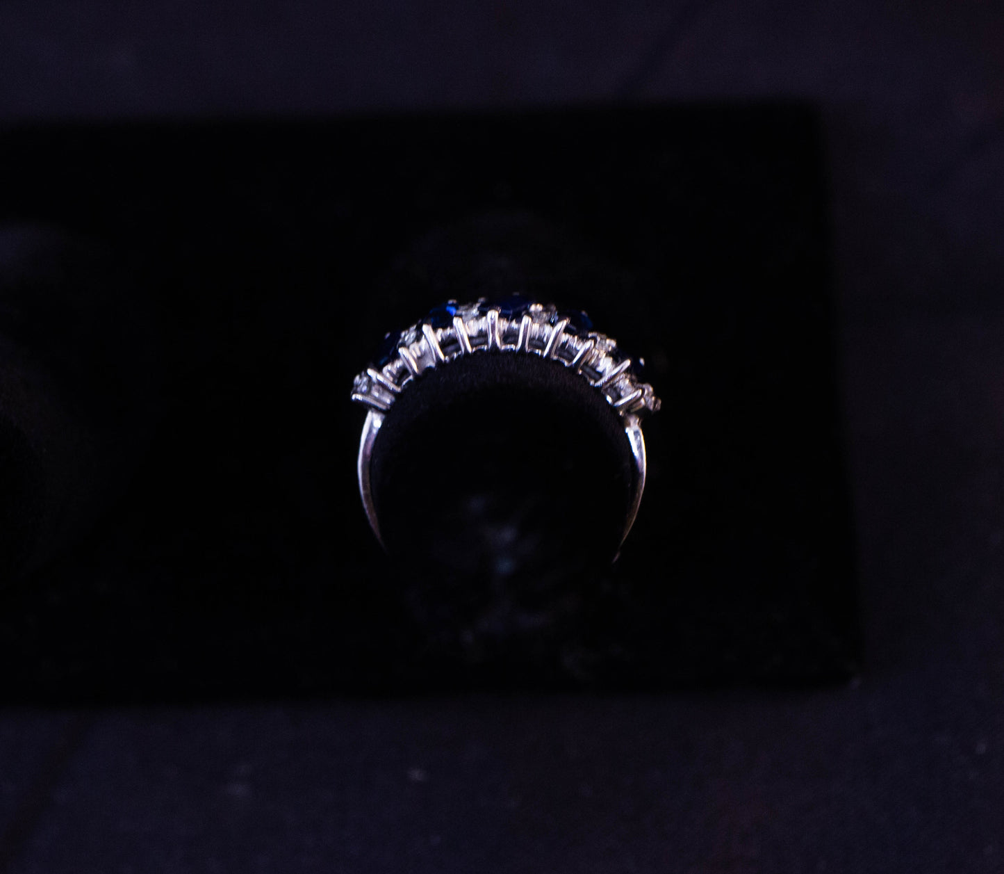 Diamond & Sapphire Ring