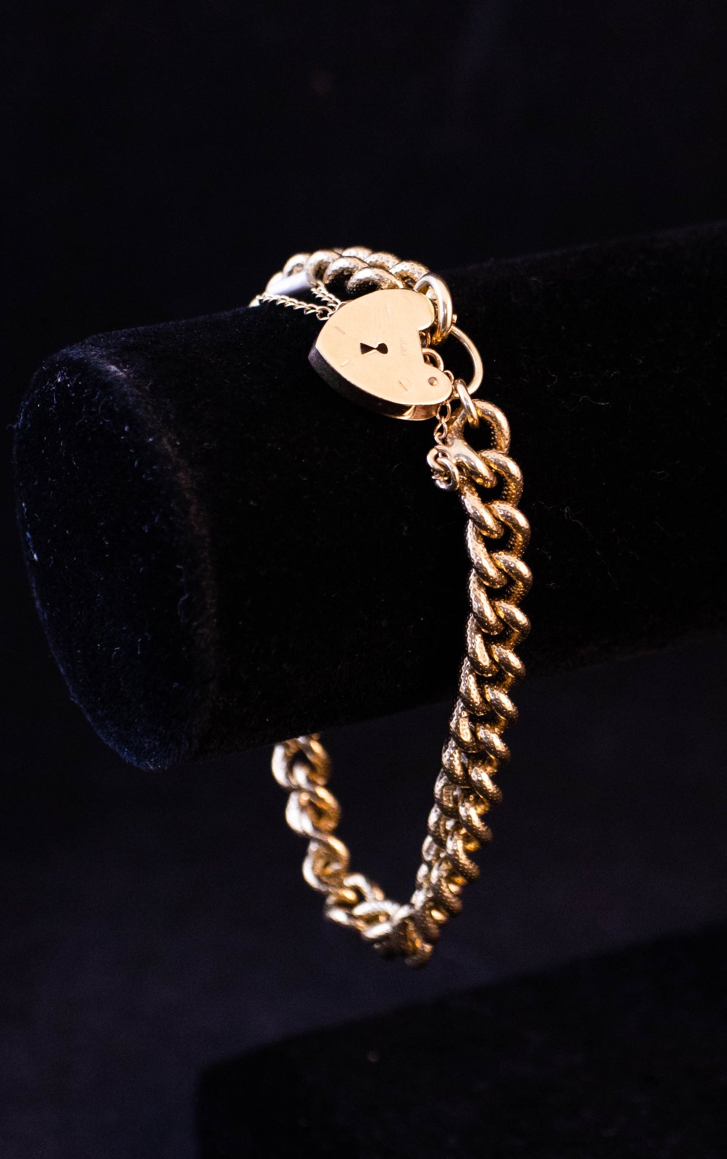 Gold Curb Link Bracelet