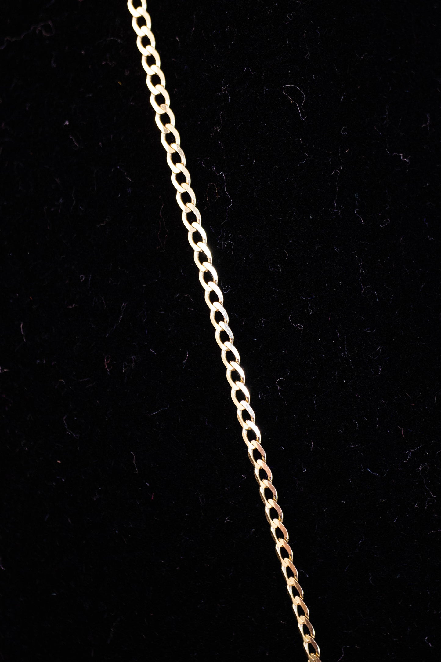 Gold Pendant Necklace