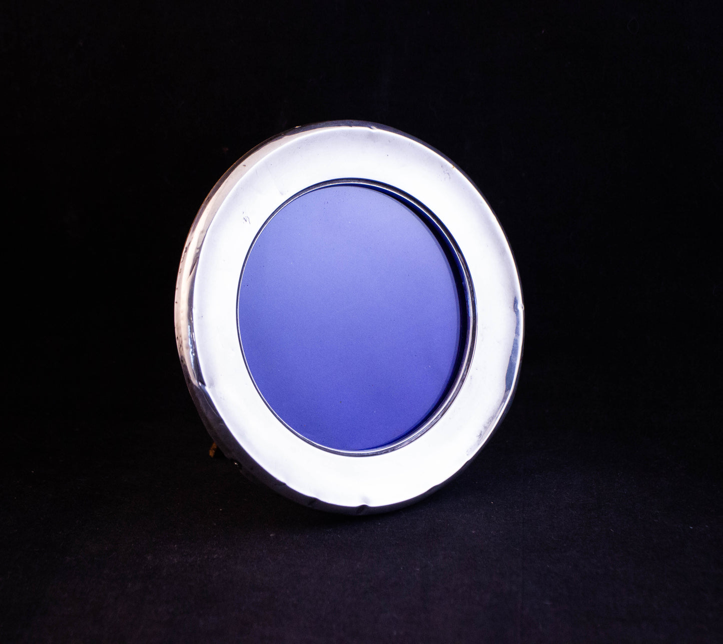 Round Silver Frame