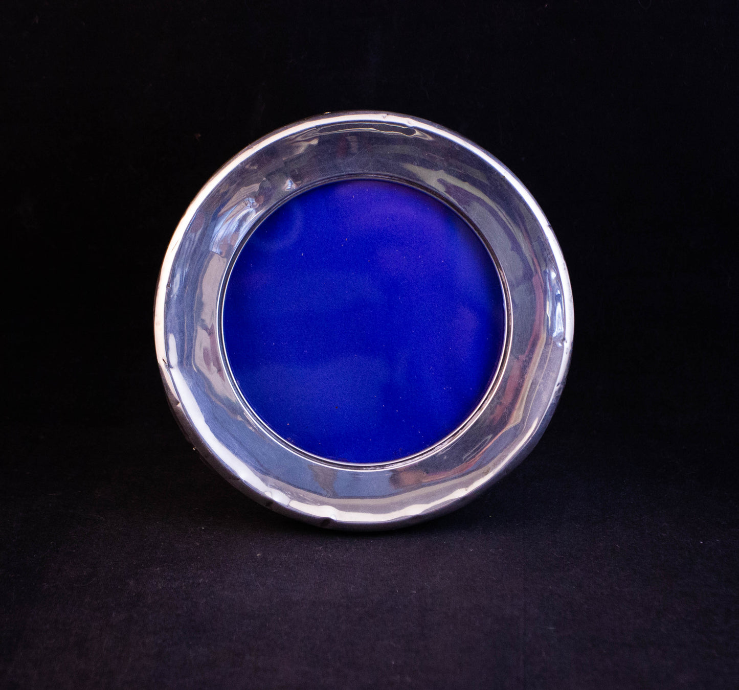 Round Silver Frame